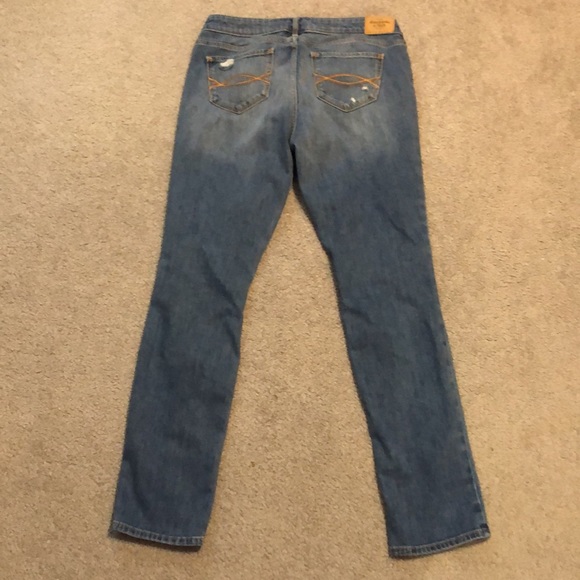 Abercrombie & Fitch Distressed Skinny Jeans - Picture 10 of 12